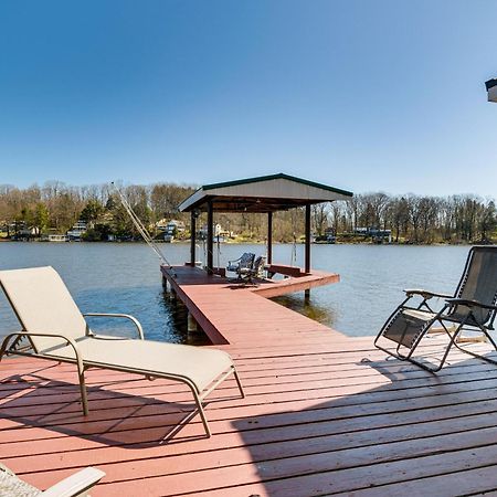 Waterfront Wolcott Vacation Rental With Deck And Views מראה חיצוני תמונה