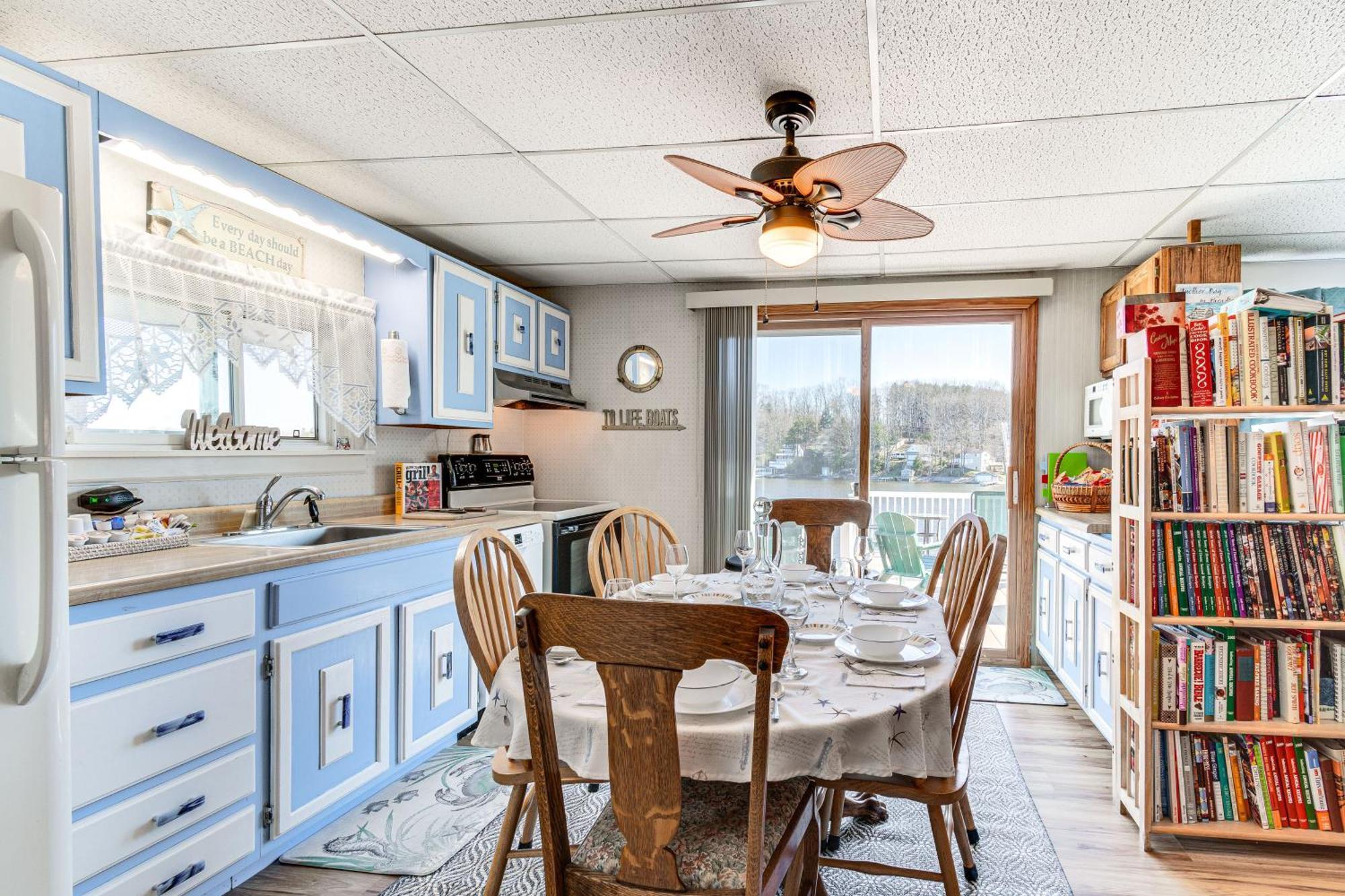 Waterfront Wolcott Vacation Rental With Deck And Views מראה חיצוני תמונה